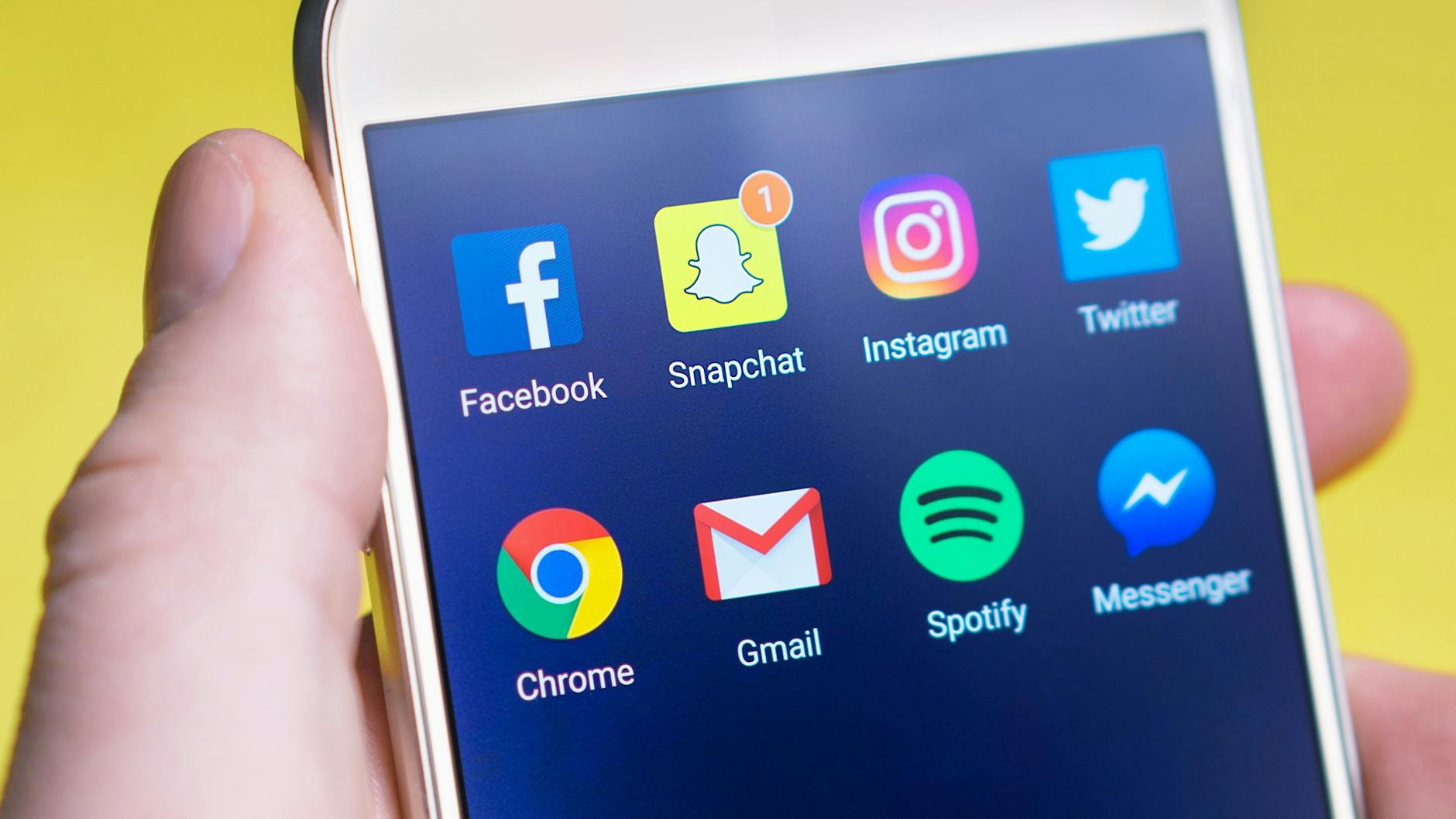 How to Automate Social Media with AI: 6 Simple Steps for Beginners automate social media